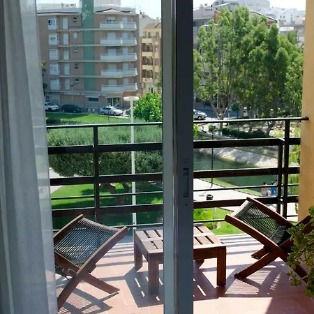 Primera Línea En Playa Sur. Plaza Constitución Apartamento *