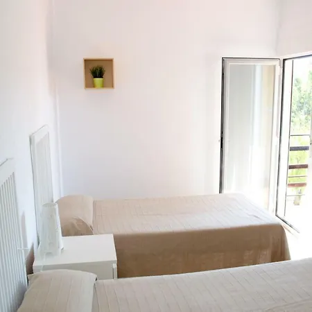 Primera Línea En Playa Sur. Plaza Constitución Apartamento *