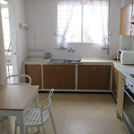 Apartamento Primera Línea En Playa Sur. Plaza Constitución *
